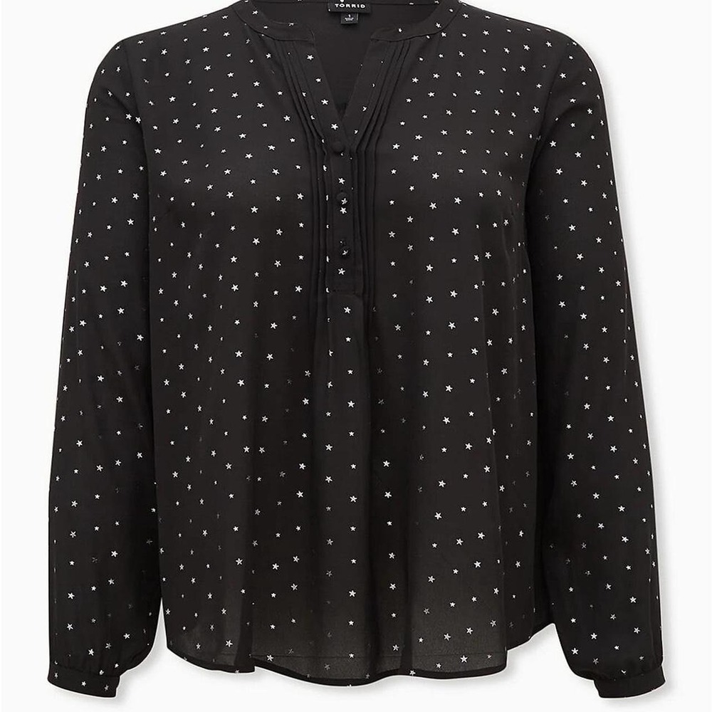 Torrid black with silver star print blouse
